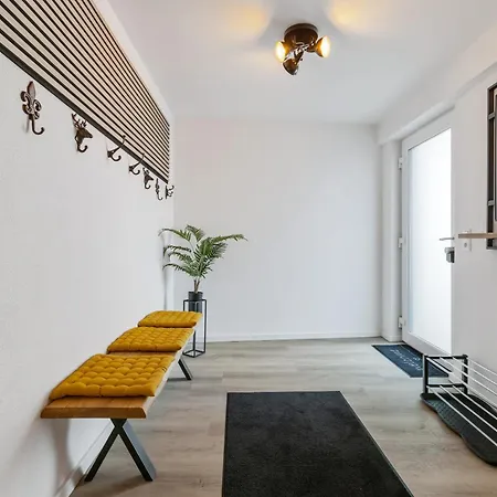 아파트 Sonnenglueck - Grosses Fuer 8 Im Zentrum Mit Flexiblen Betten, Balkon & Parkplatz Altusried