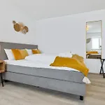 Sonnenglueck - Grosses Fuer 8 Im Zentrum Mit Flexiblen Betten, Balkon & Parkplatz Διαμέρισμα Altusried