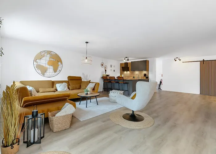 Sonnenglueck - Grosses Fuer 8 Im Zentrum Mit Flexiblen Betten, Balkon & Parkplatz Daire Altusried