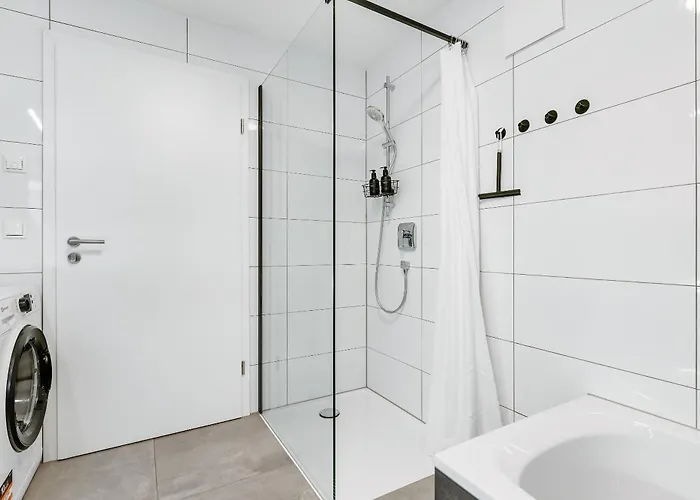 Sonnenglueck - Grosses Fuer 8 Im Zentrum Mit Flexiblen Betten, Balkon & Parkplatz